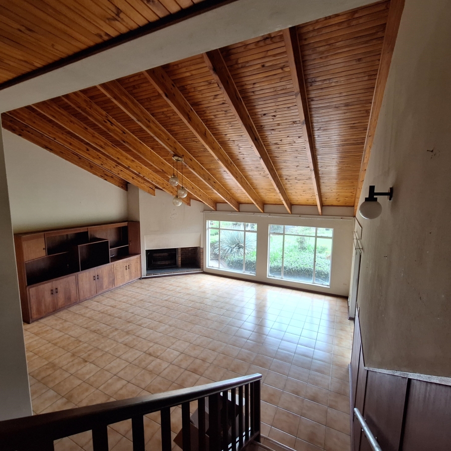 4 Bedroom Property for Sale in Frankfort Free State